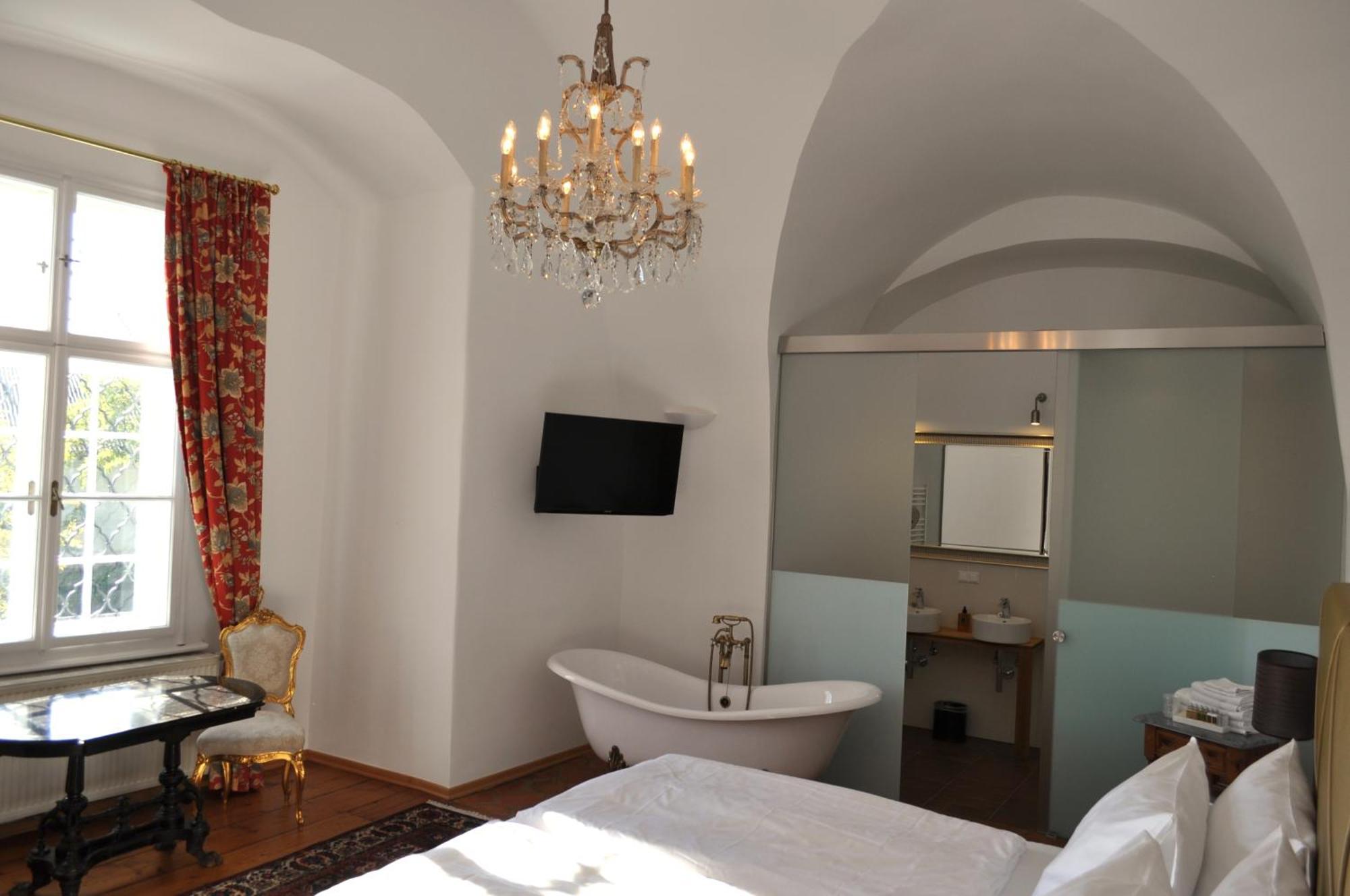 Schlosshotel Mailberg Εξωτερικό φωτογραφία