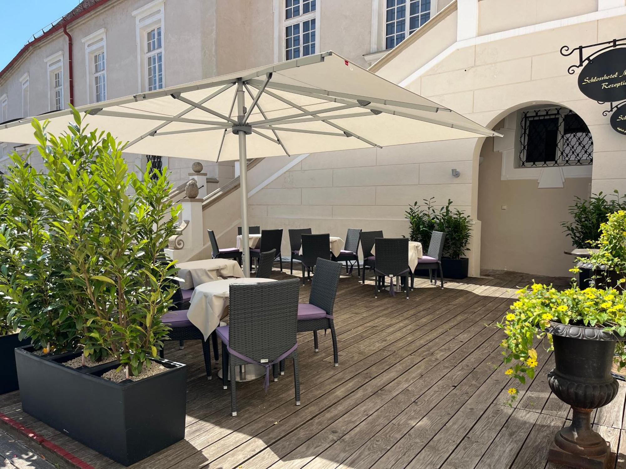 Schlosshotel Mailberg Εξωτερικό φωτογραφία