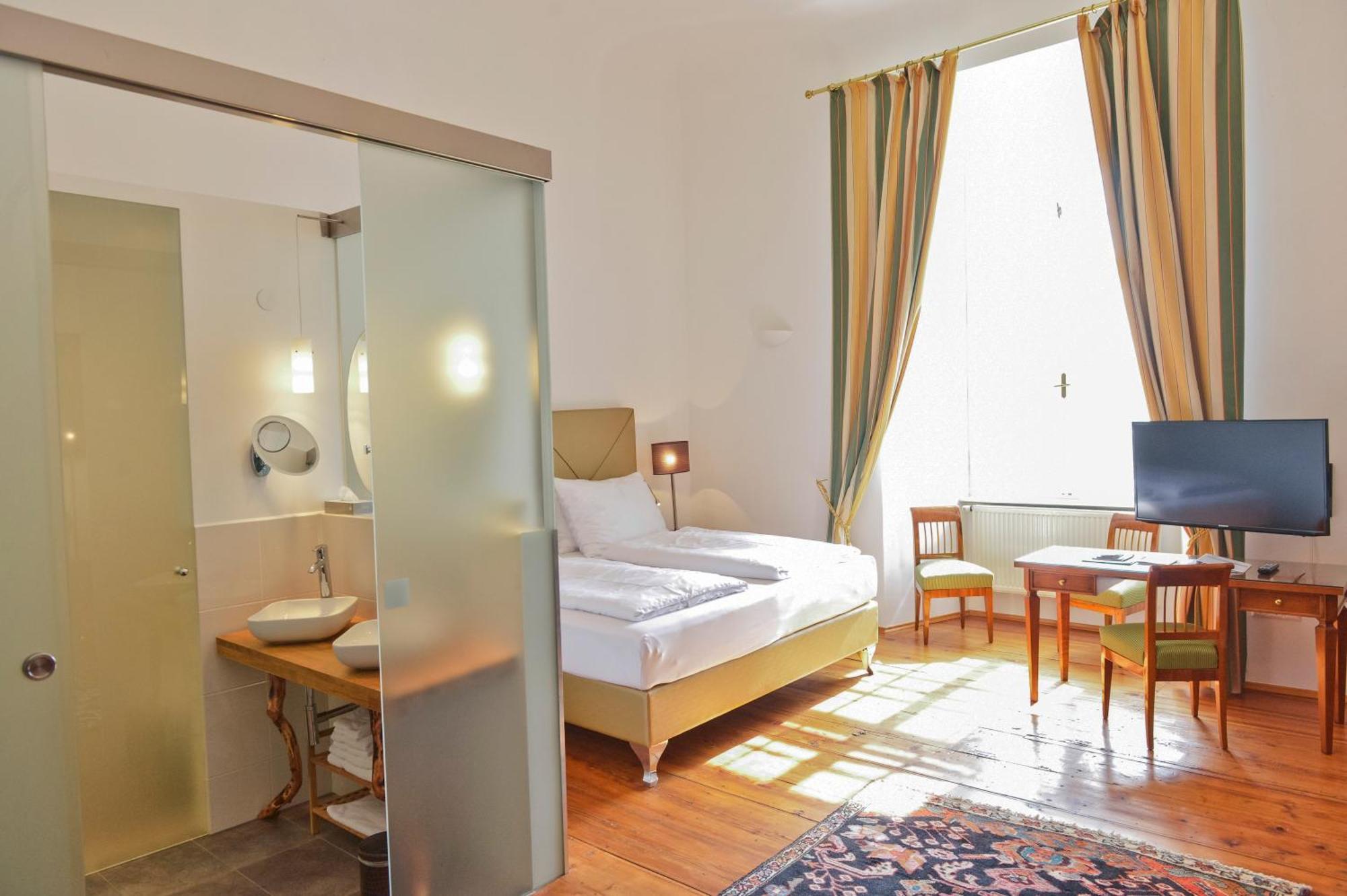 Schlosshotel Mailberg Εξωτερικό φωτογραφία